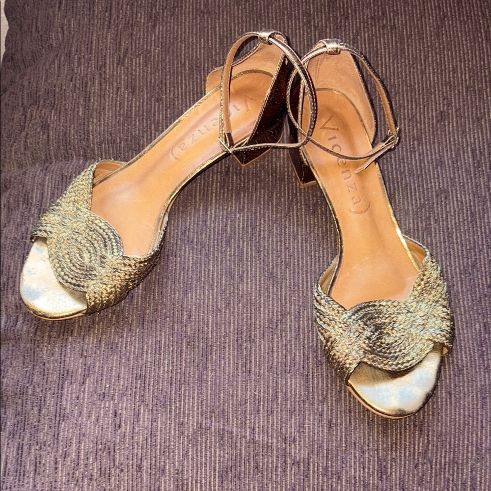 Vicenza Women's Gold Strappy Heels